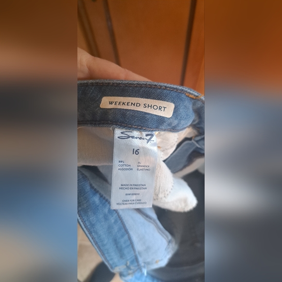 7 For All Mankind Frazzled Denim Shorts Size 16 Stretchy Fabric Distressed - Picture 5 of 7